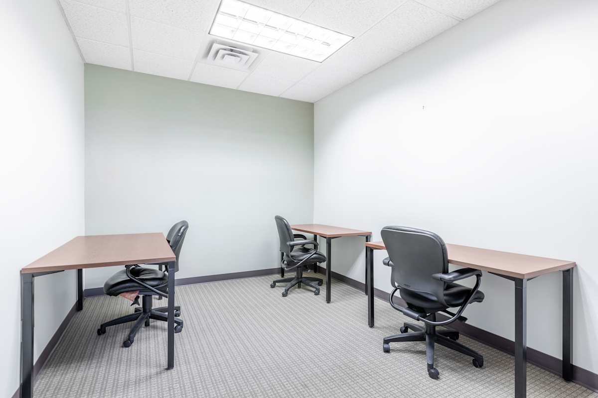 Silver Lake Executive Campus photo 5