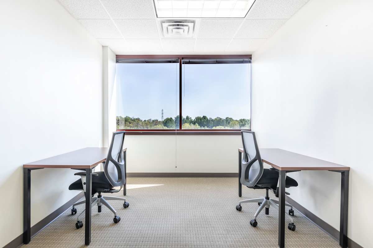 Silver Lake Executive Campus photo 3