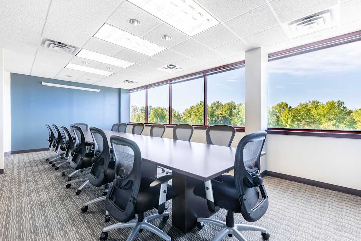 Silver Lake Executive Campus photo 8