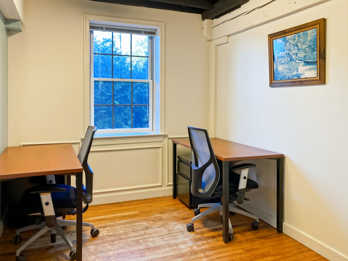 196 West Ashland Street photo 7