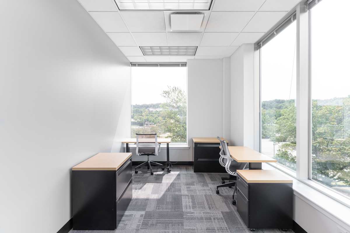 Fort Washington Business Park photo 8