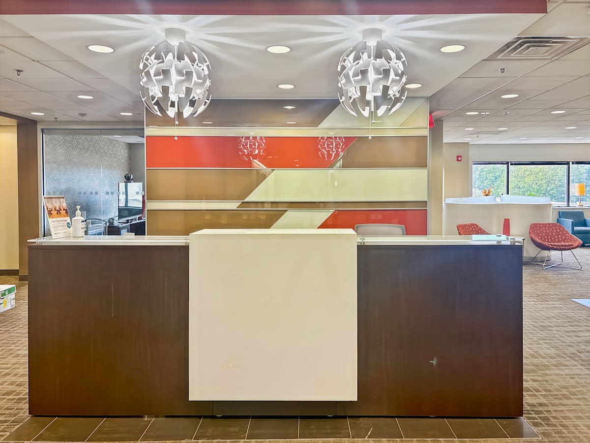 150 Monument Road photo 2