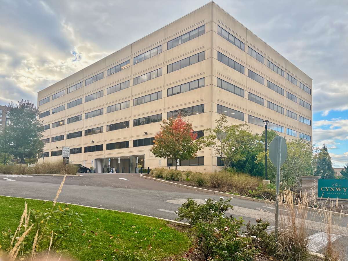 150 Monument Road photo 1