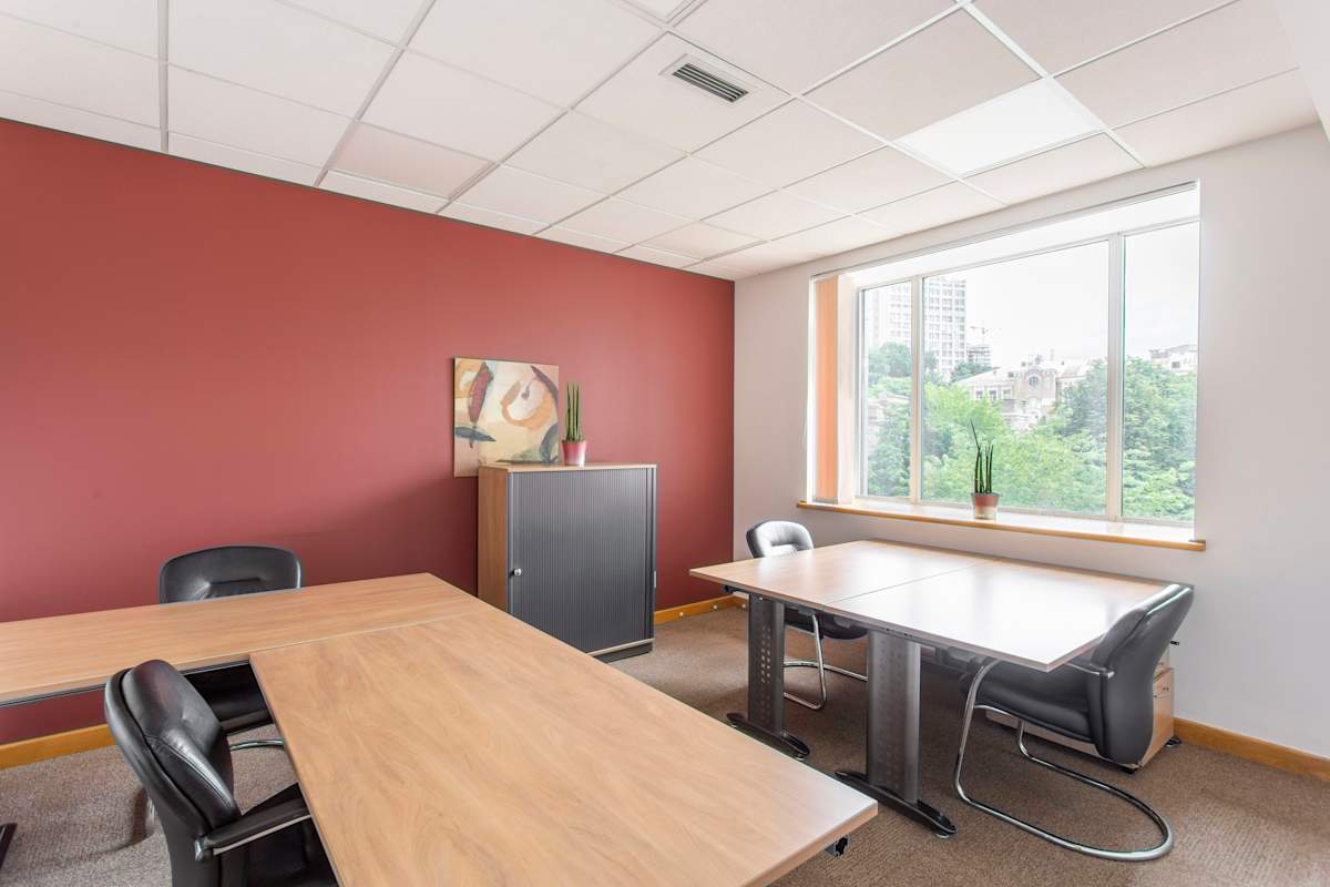 Horizon Office Tower