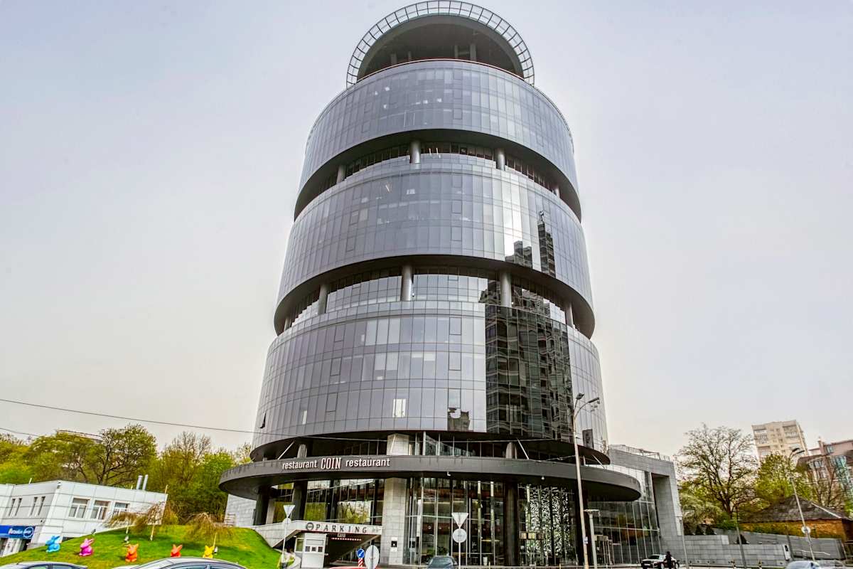 IQ Centre