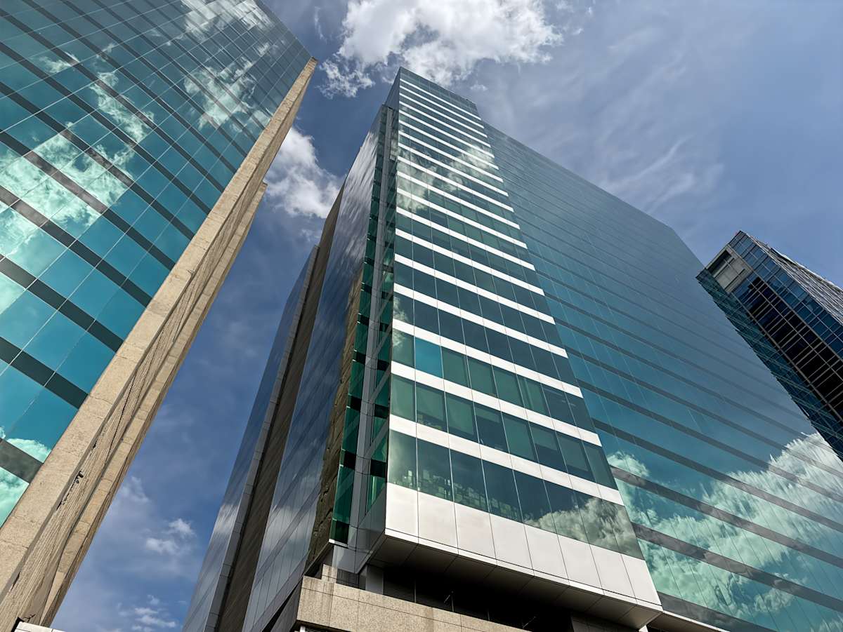 Esmeralda Tower 2