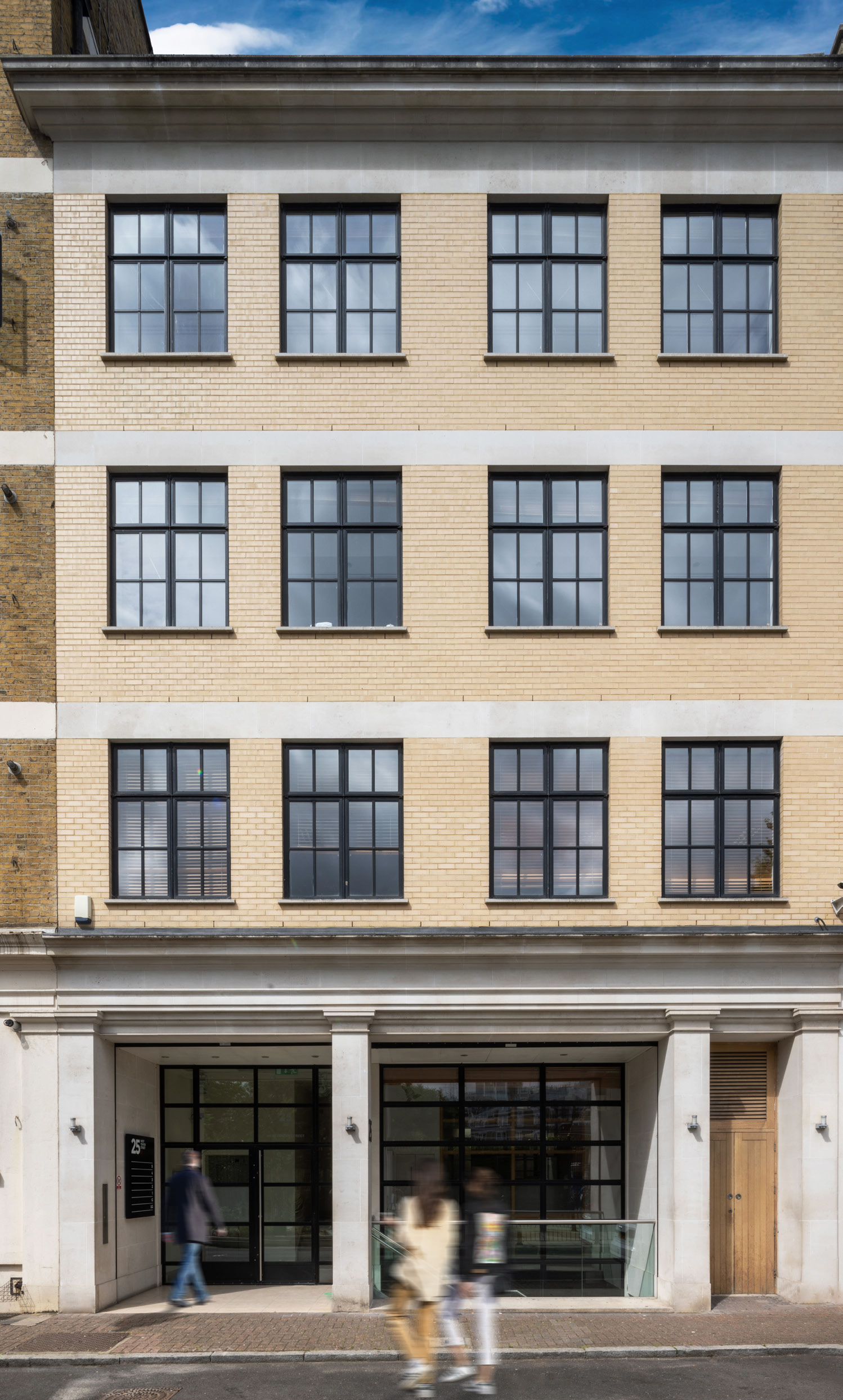 25 West Tenter Street
