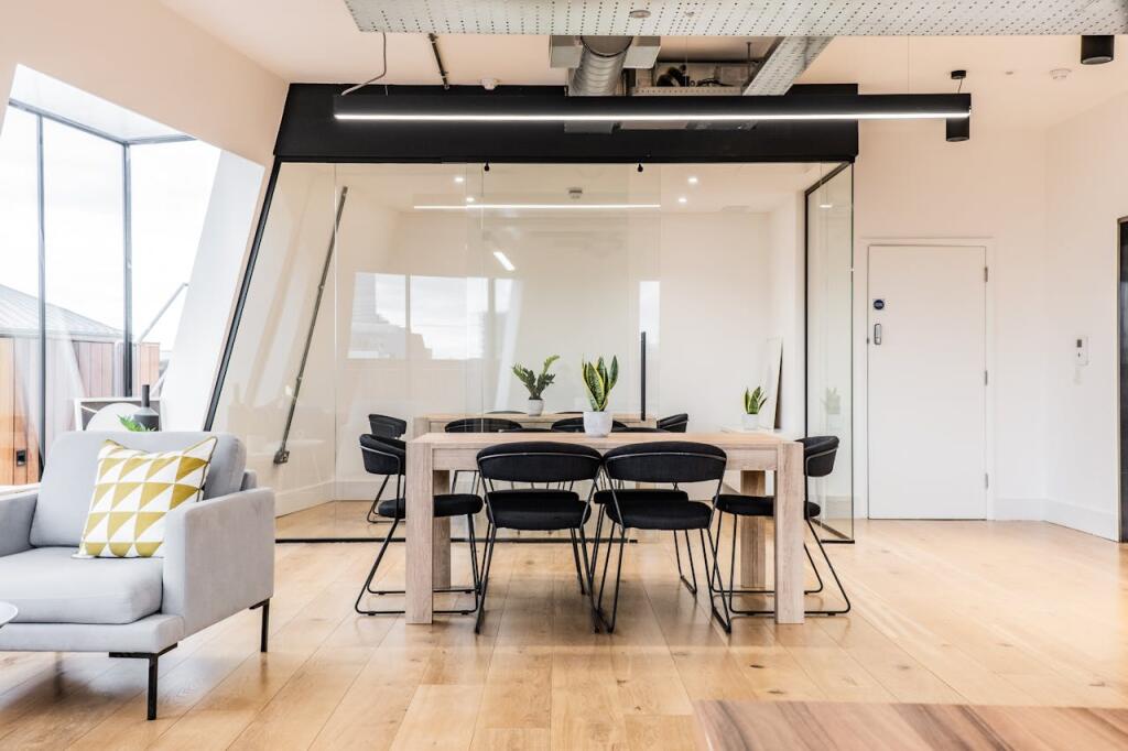 80 Clerkenwell Road photo 4