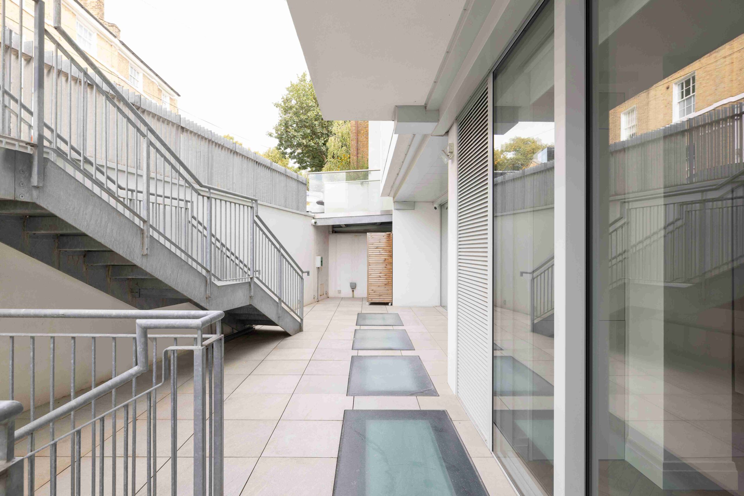 17 Barnsbury Terrace photo 8