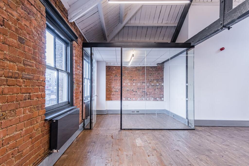 20-22 Vestry Street photo 3