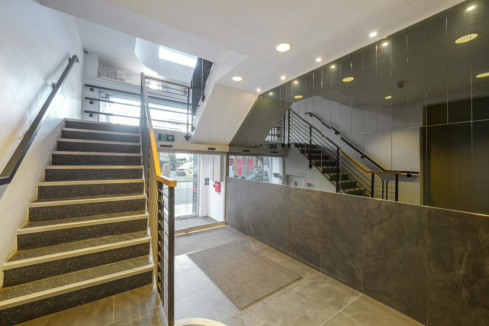 9 Hatton Street photo 2
