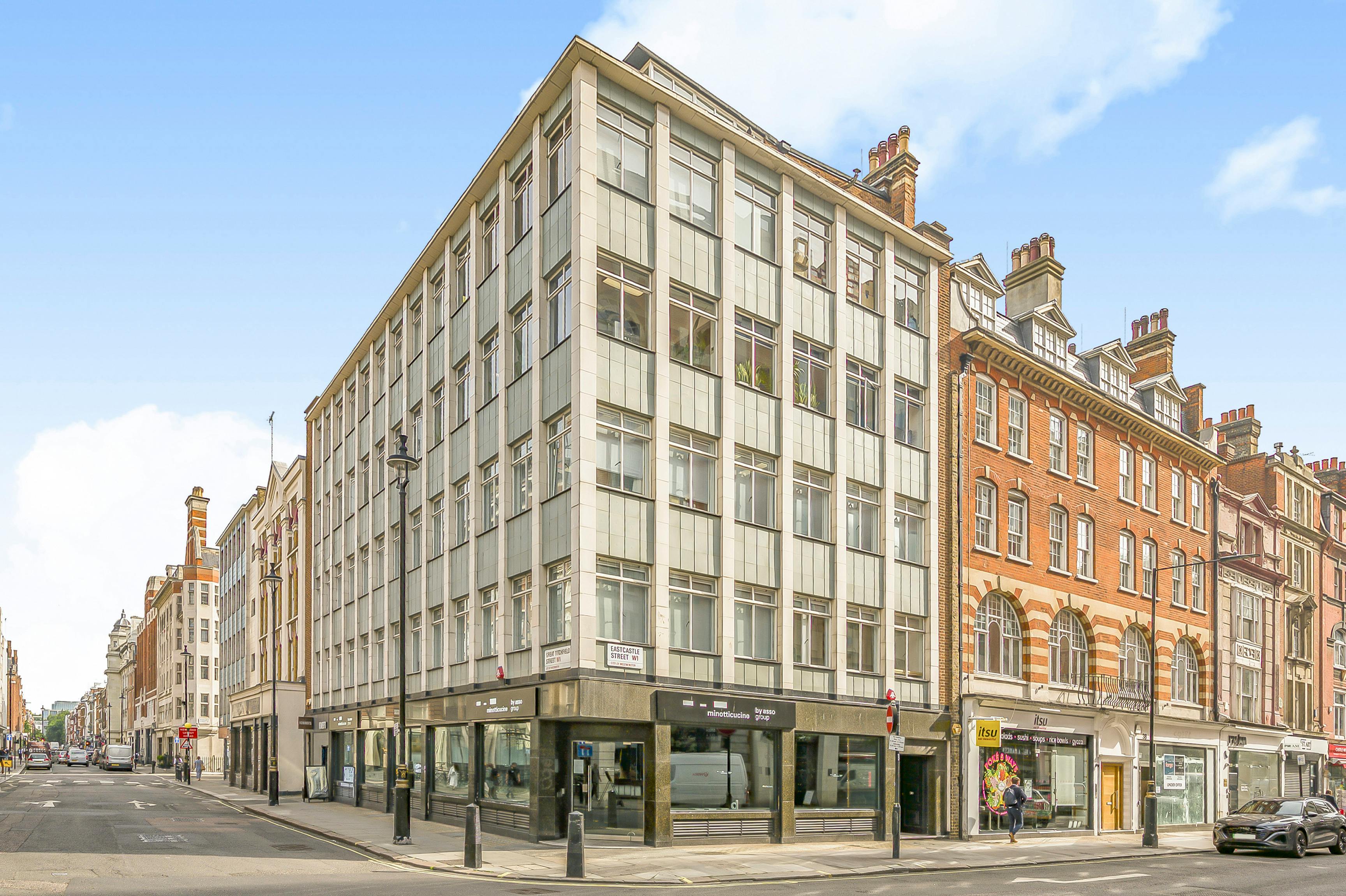 41-42 Eastcastle Street photo 1