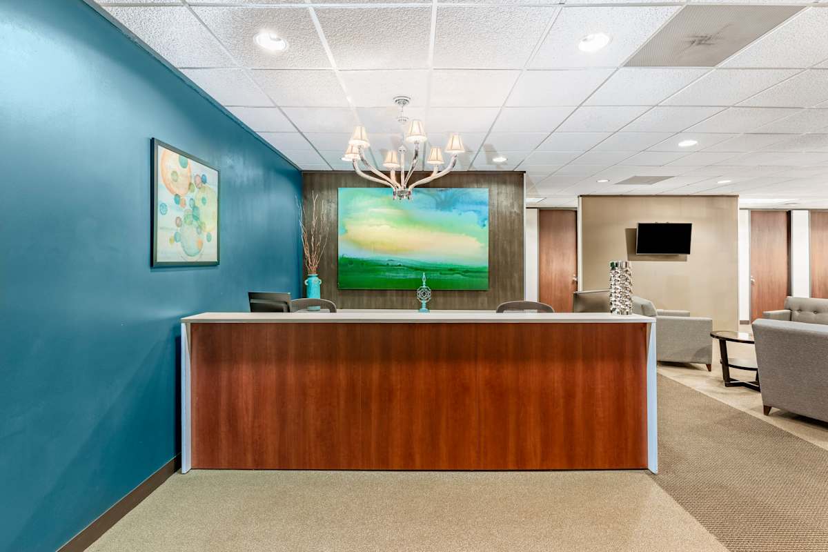 Palisades Central II photo 8