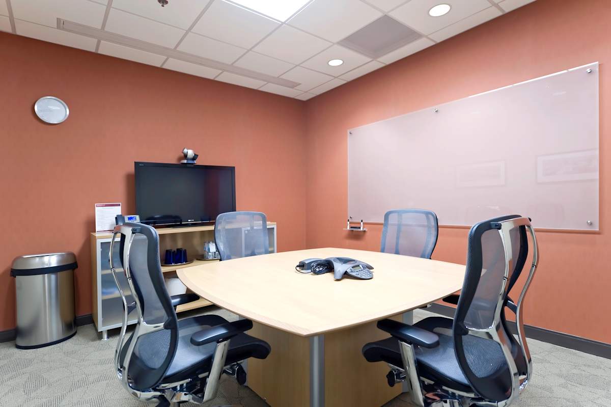 800 Corporate Drive photo 5