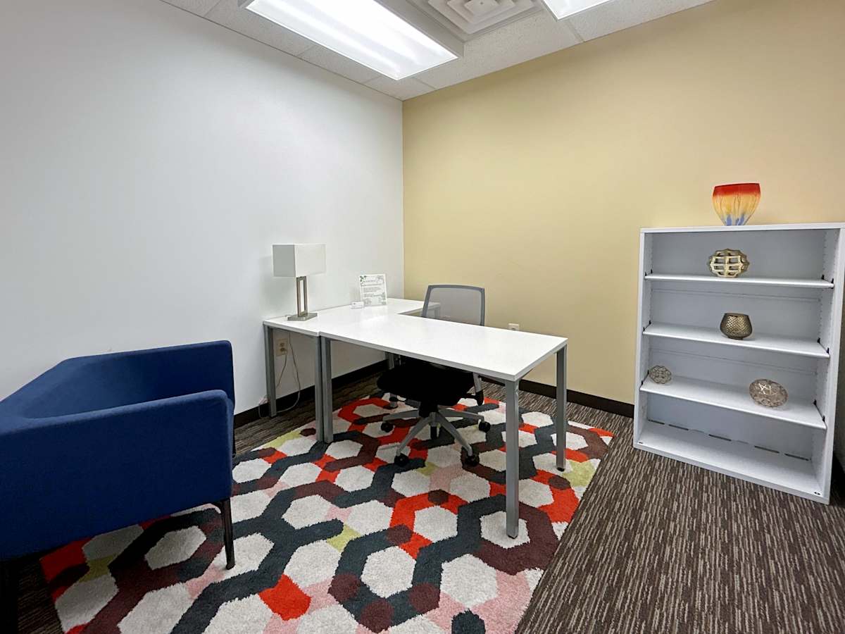 Central Park Corporate Center photo 8