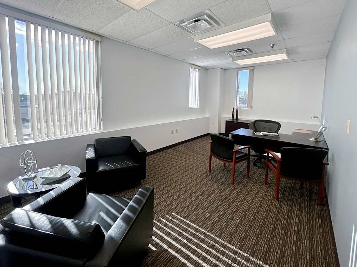 Central Park Corporate Center photo 2