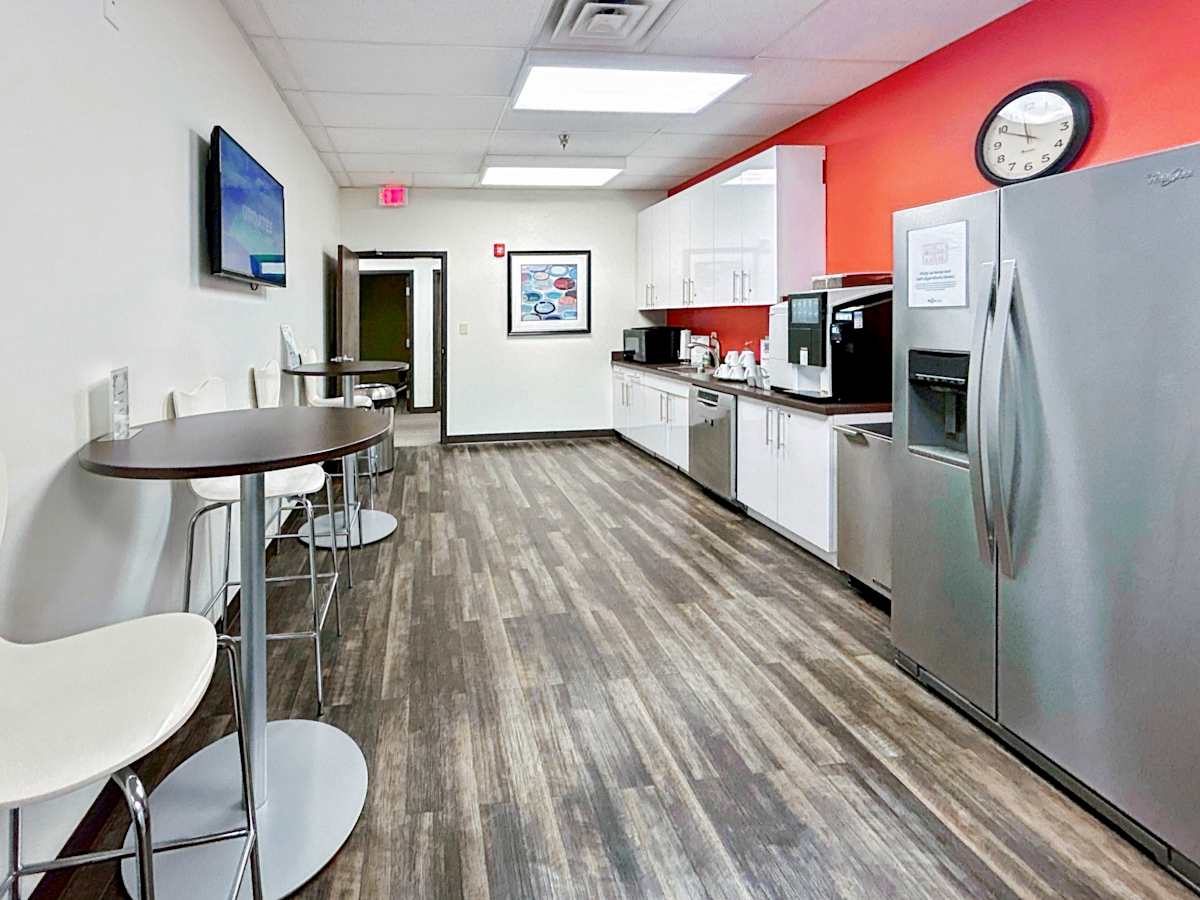 Central Park Corporate Center photo 9