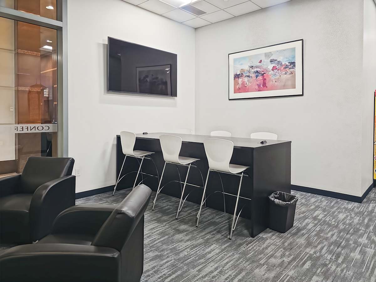 Fifth Third Center photo 6