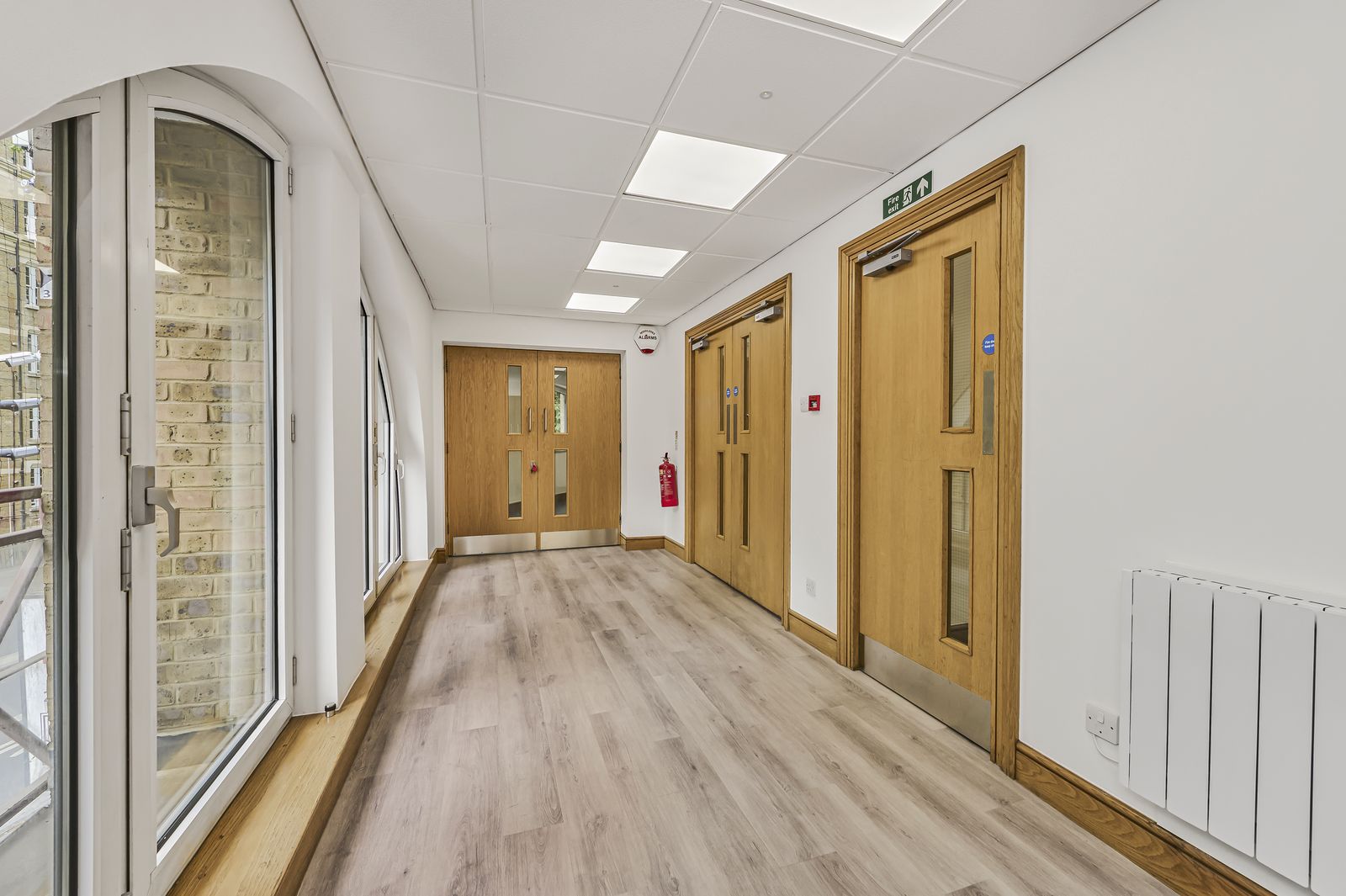 Suite 5, Mill Street photo 3