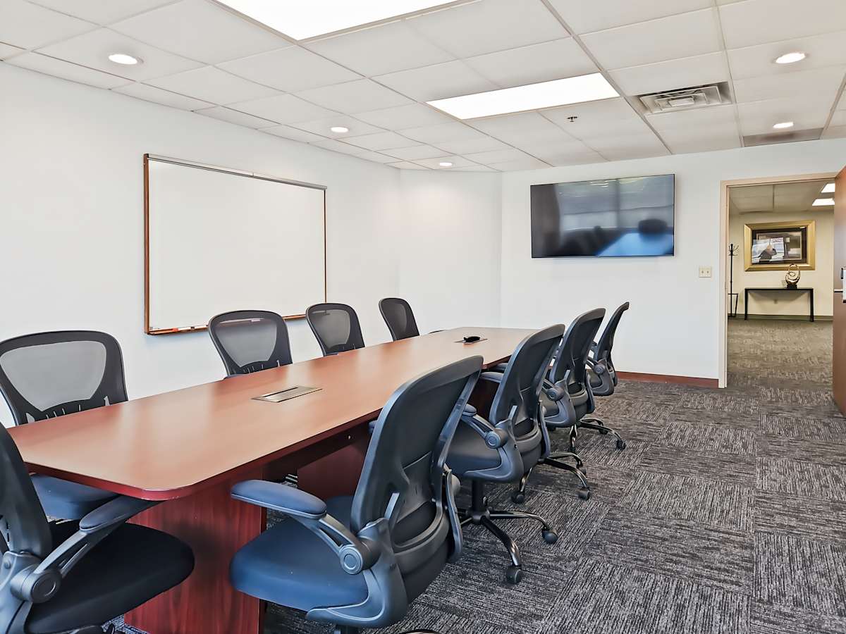 258 Corporate Dr photo 3