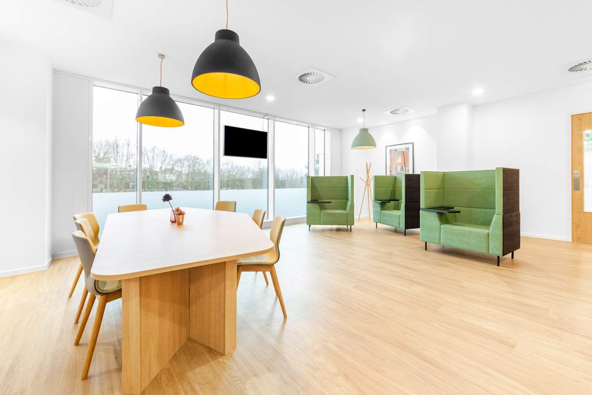 2 Guildford Business Park photo 5
