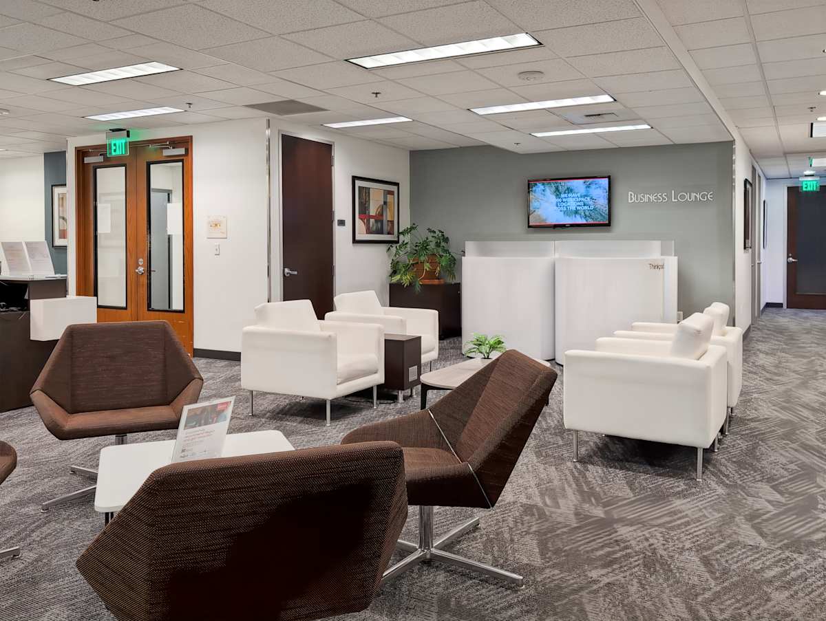 Redstone Corporate Center photo 4