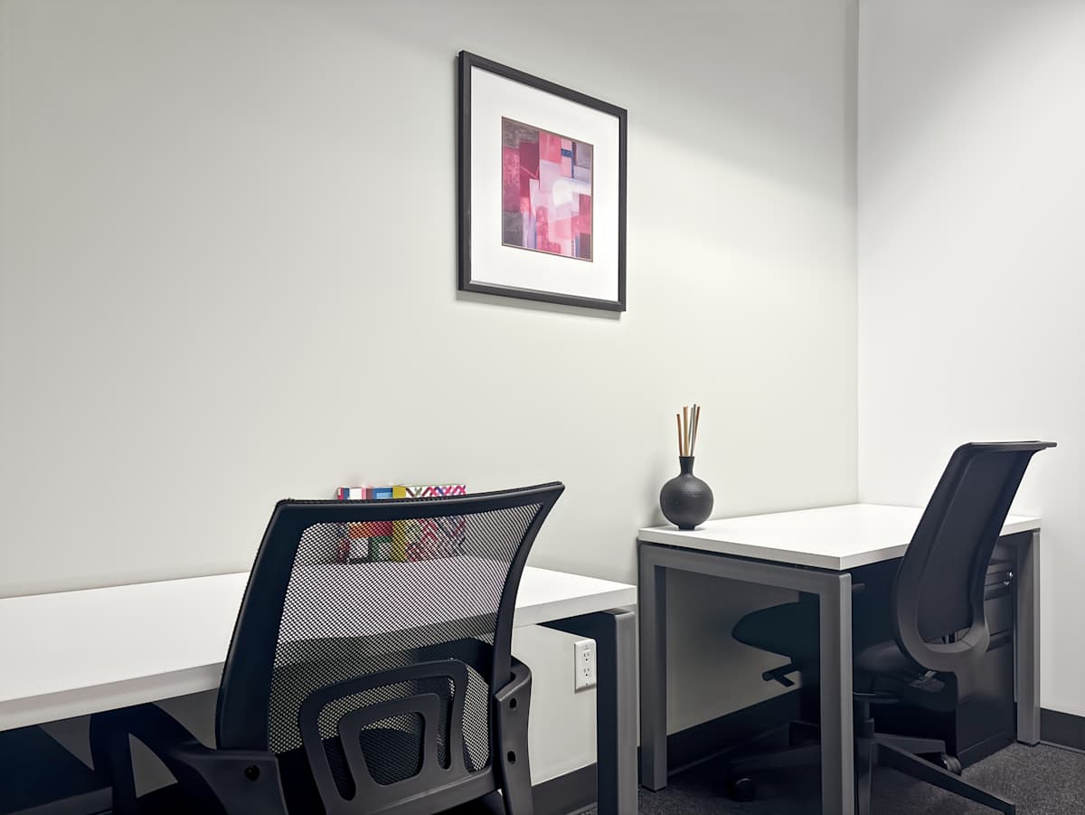 Regus - Surrey, King George Boulevard photo 6