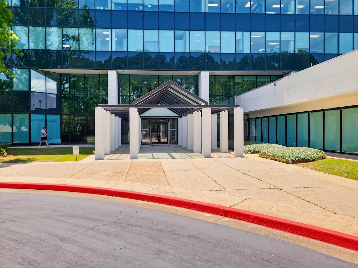 Regus - Mobile, Montlimar Drive photo 11