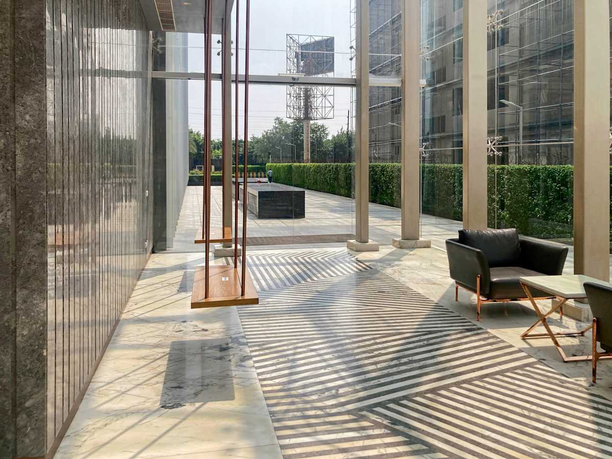 Sovereign Corporate Tower photo 10