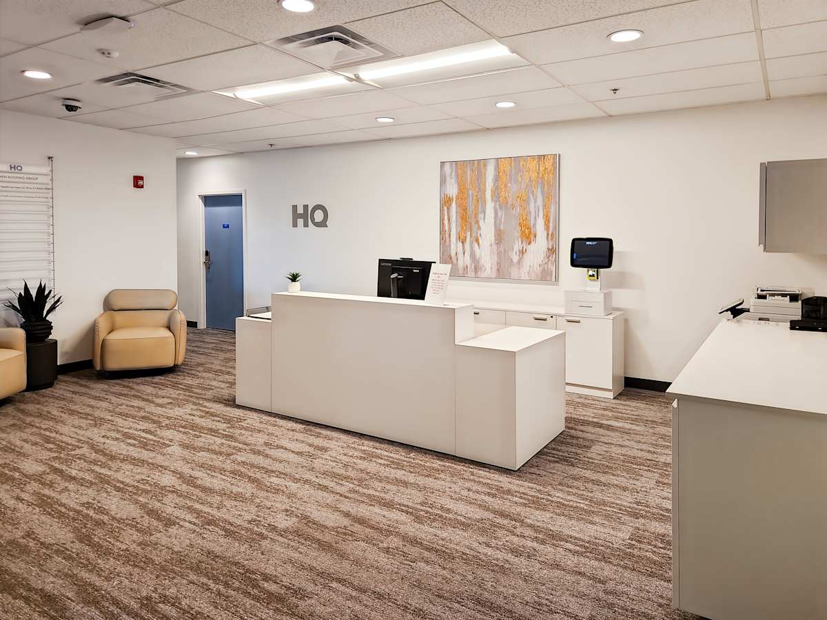 2055 Craigshire Rd photo 2