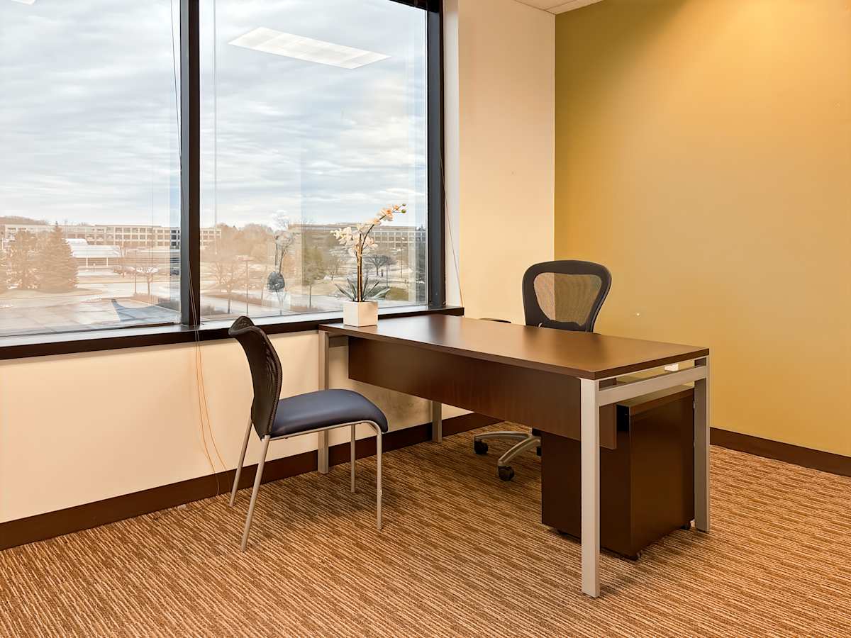 Riverwood Corporate Center I photo 7