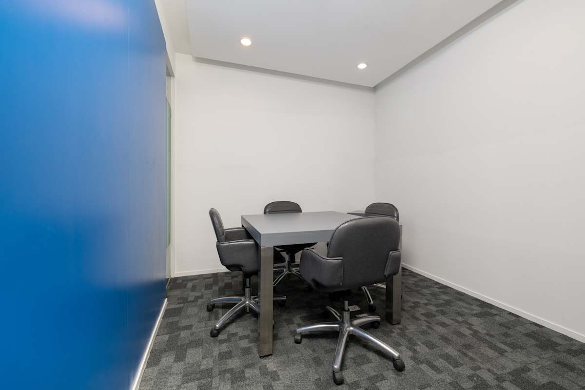 Regus - Harbor Mall photo 3