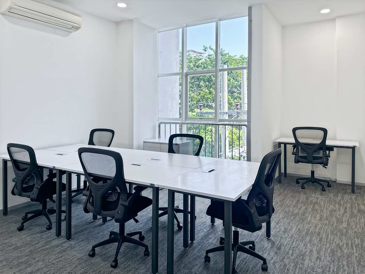 Regus - Biliton photo 10