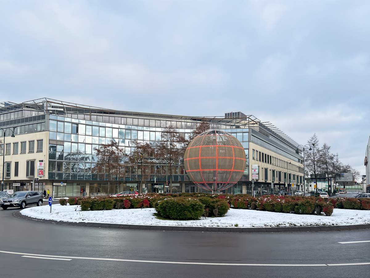 Globe