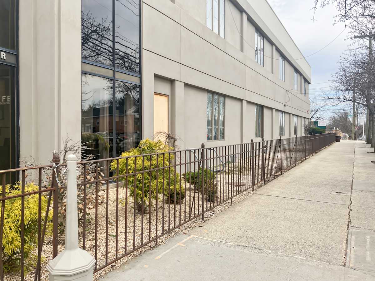 1500 Astor Ave photo 11