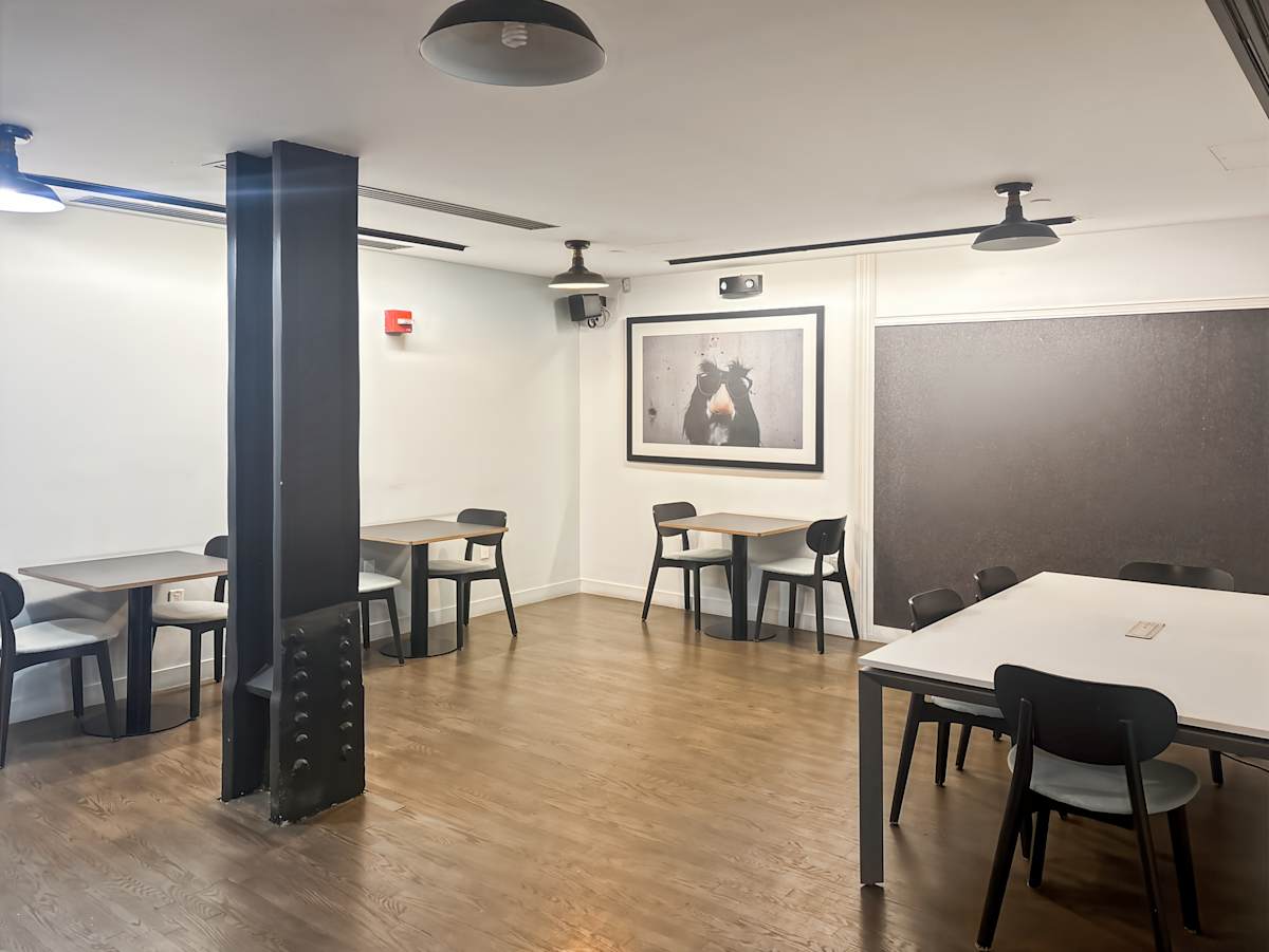 401 Park Avenue South photo 10