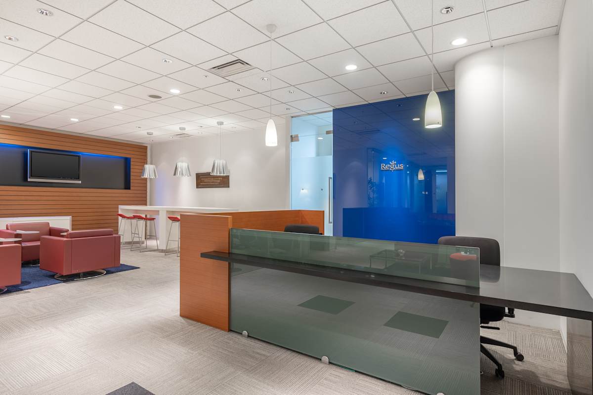 Regus - Aqua Hakata photo 2
