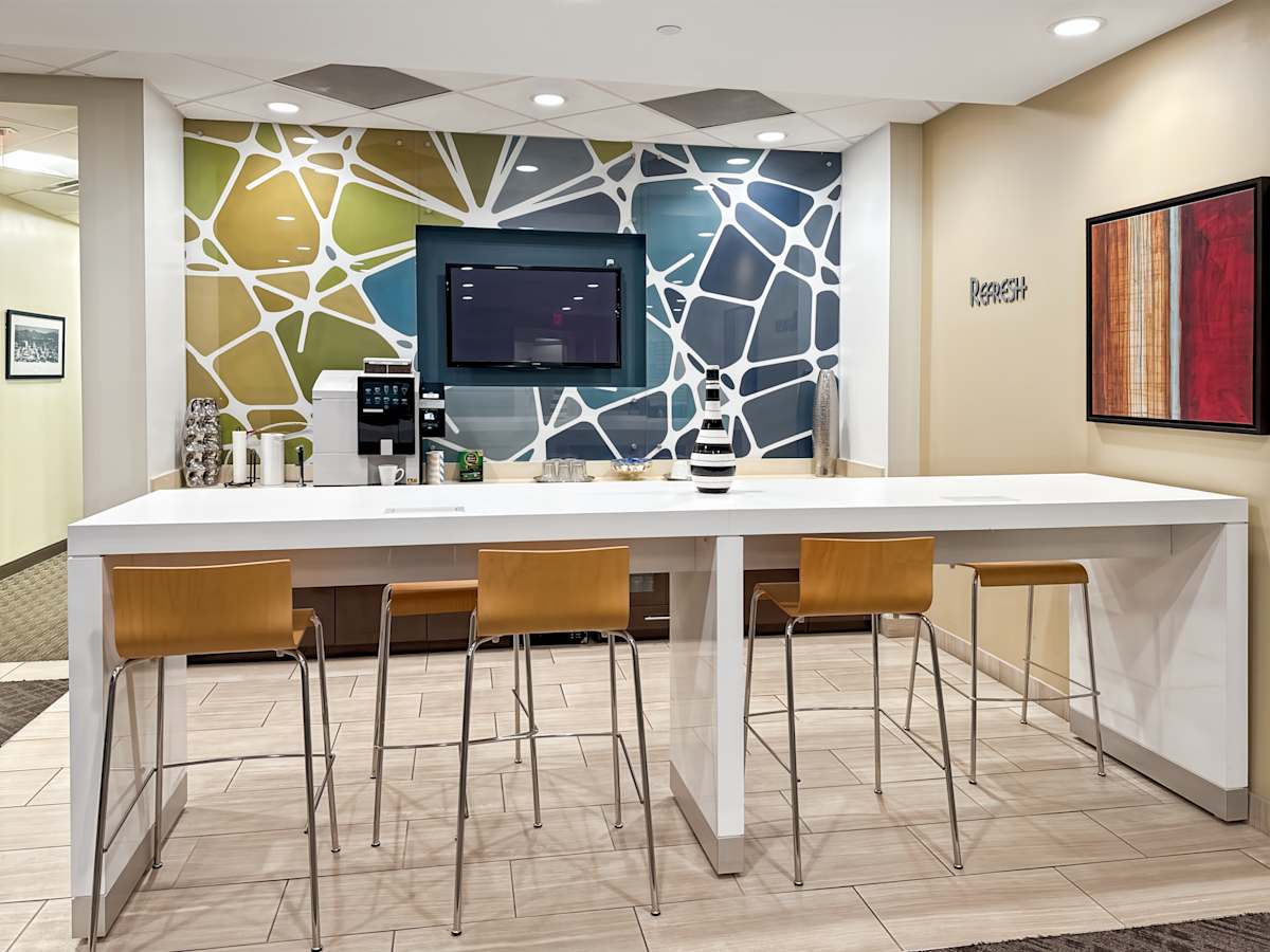 Stapley Corporate Center photo 6