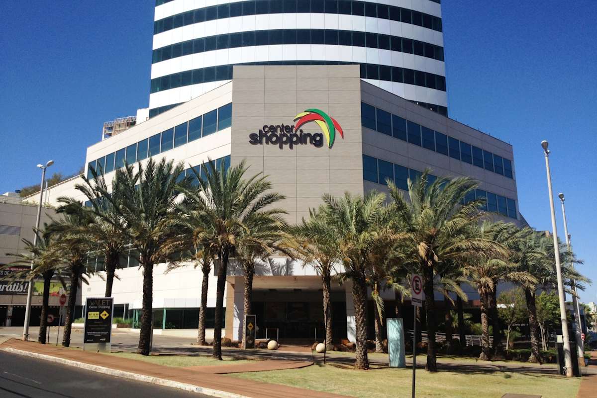 Center Shopping photo 1