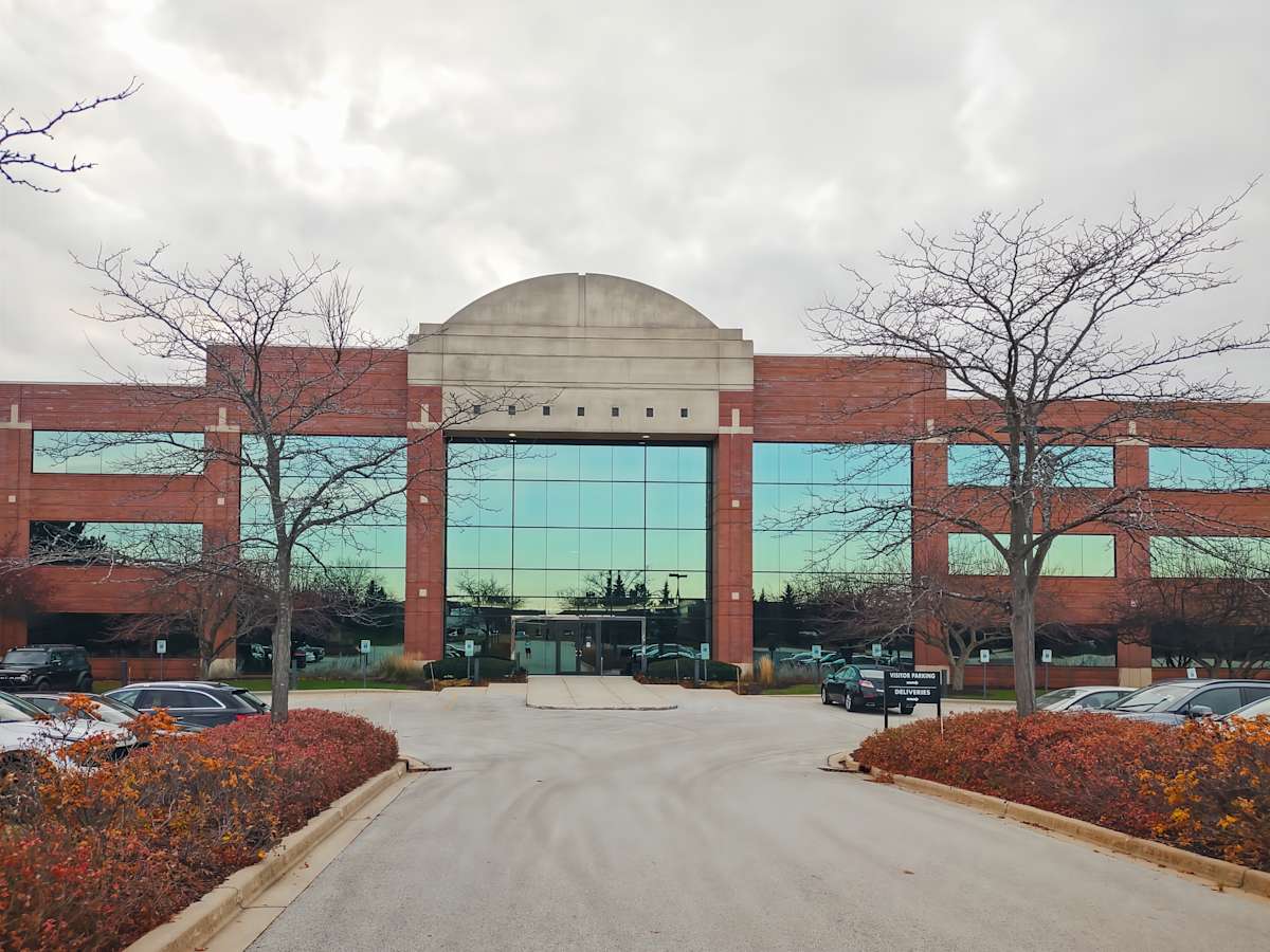Riverwood Corporate Center I photo 1