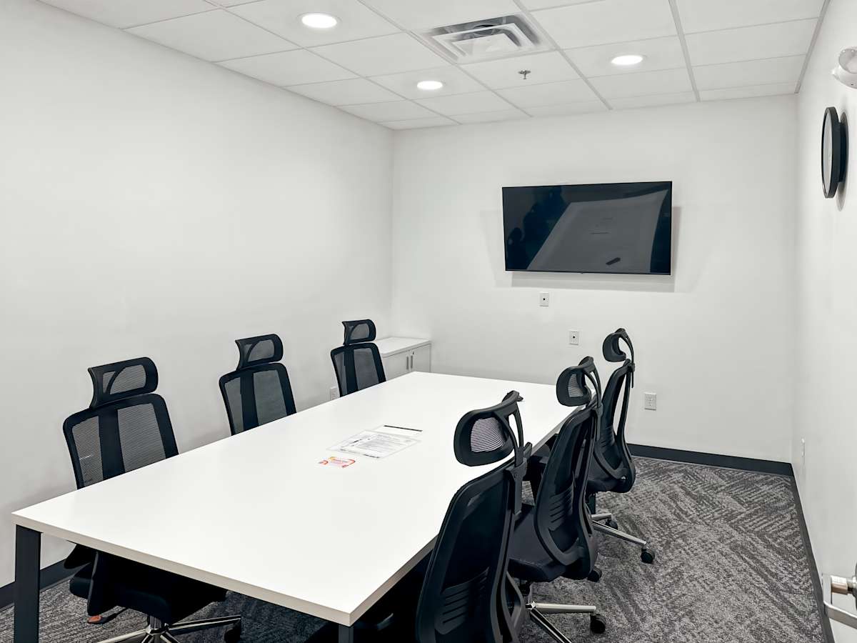 3300 Gateway Centre Blvd photo 9