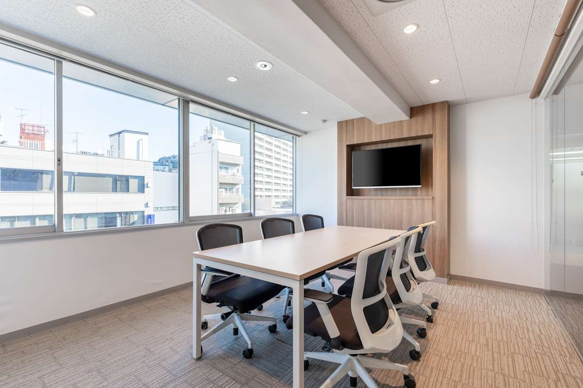 Regus - Hiroo photo 9