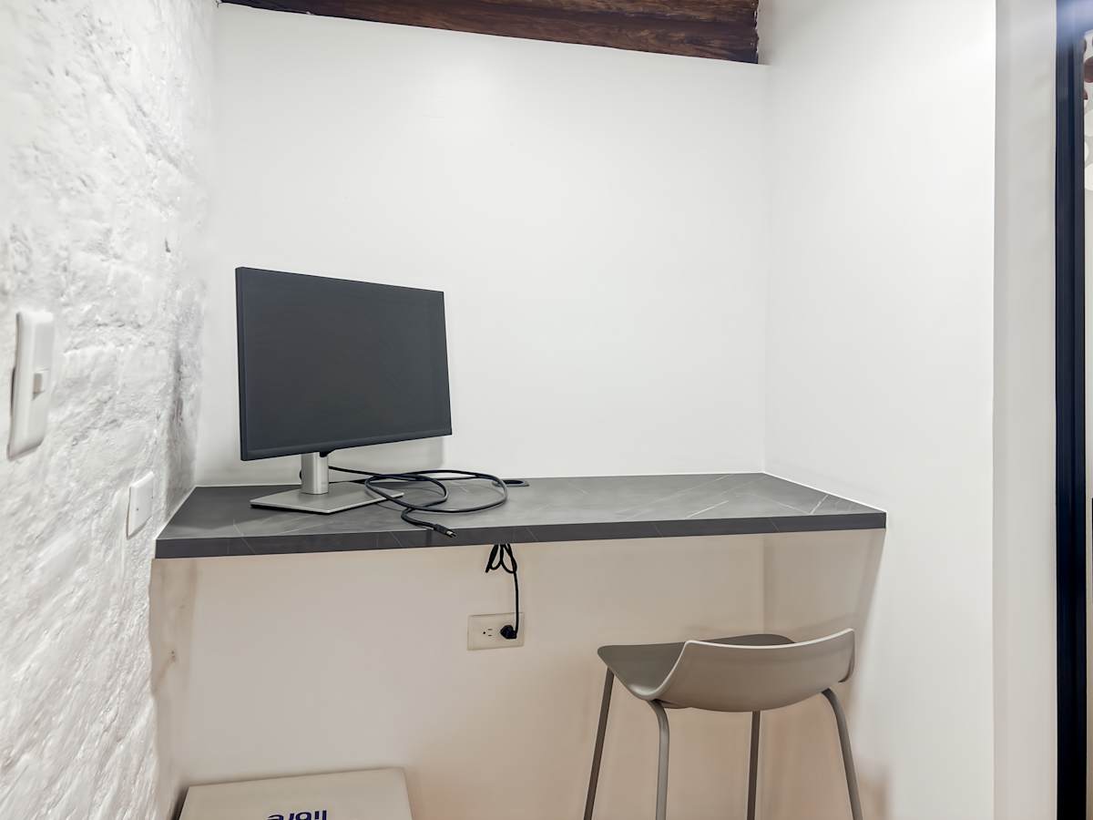 Regus - Cumbaya photo 12