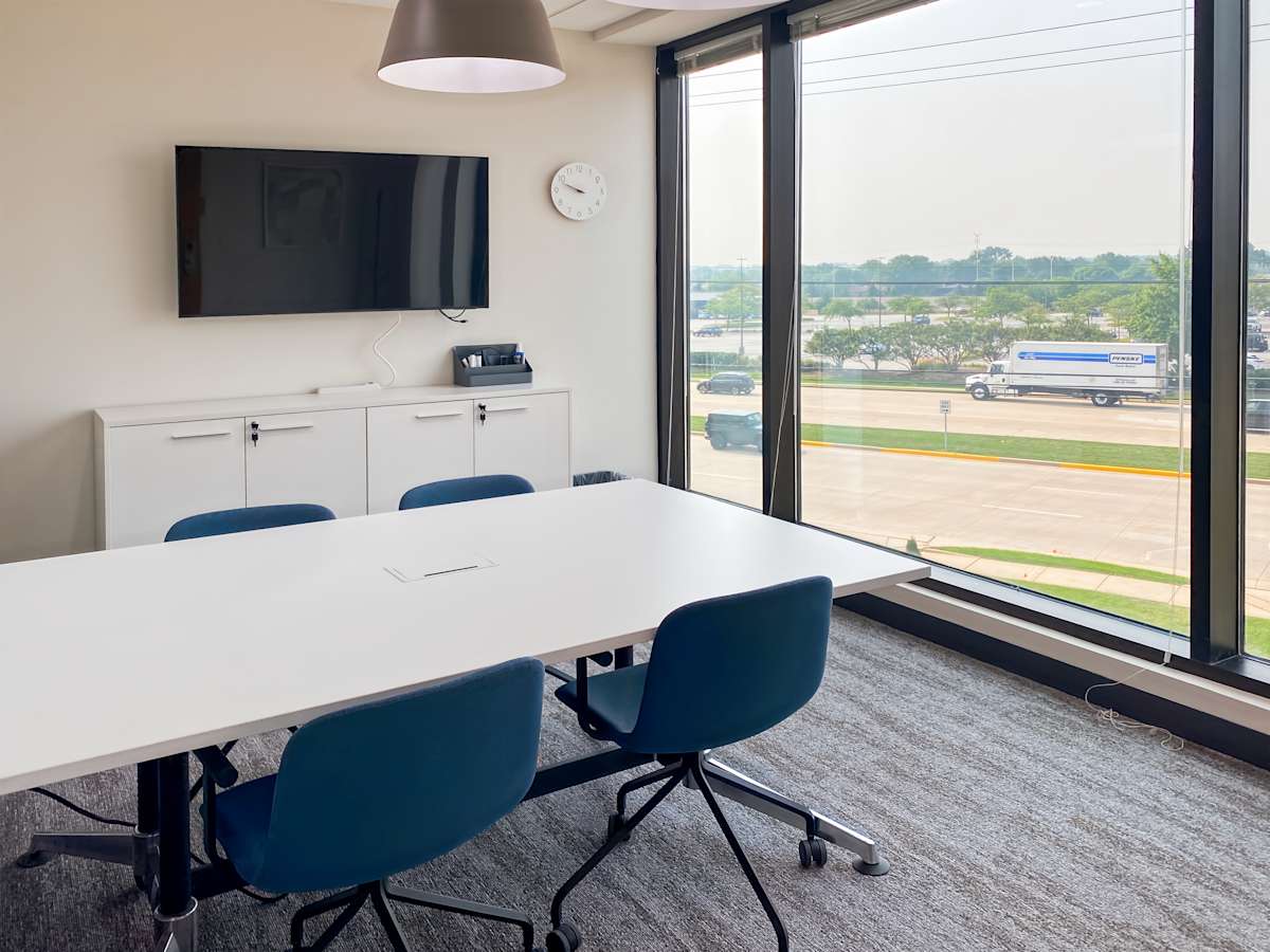 Regus - Oakbrook Terrace - 17W240 22nd Street photo 9