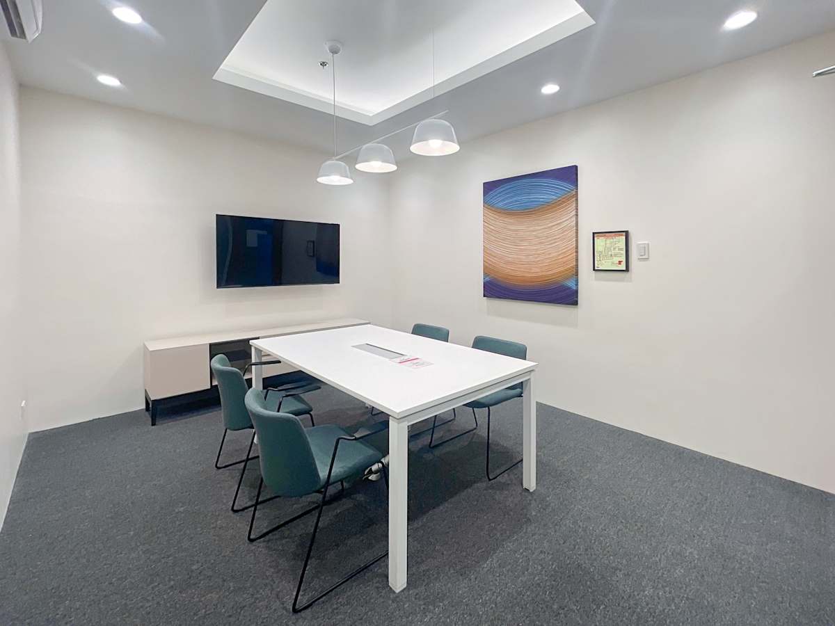 Regus - Colours Town Center photo 10