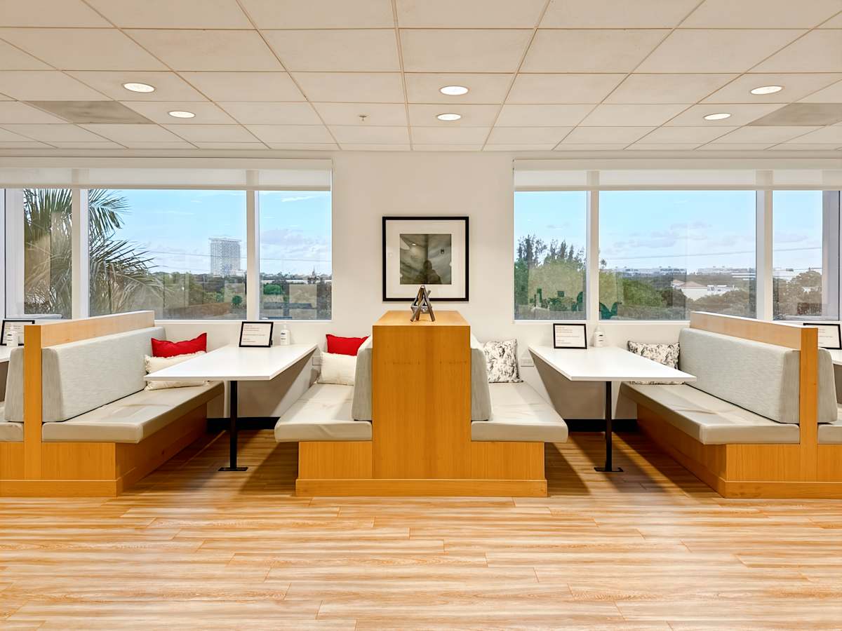 1560 Sawgrass Corporate Park photo 10