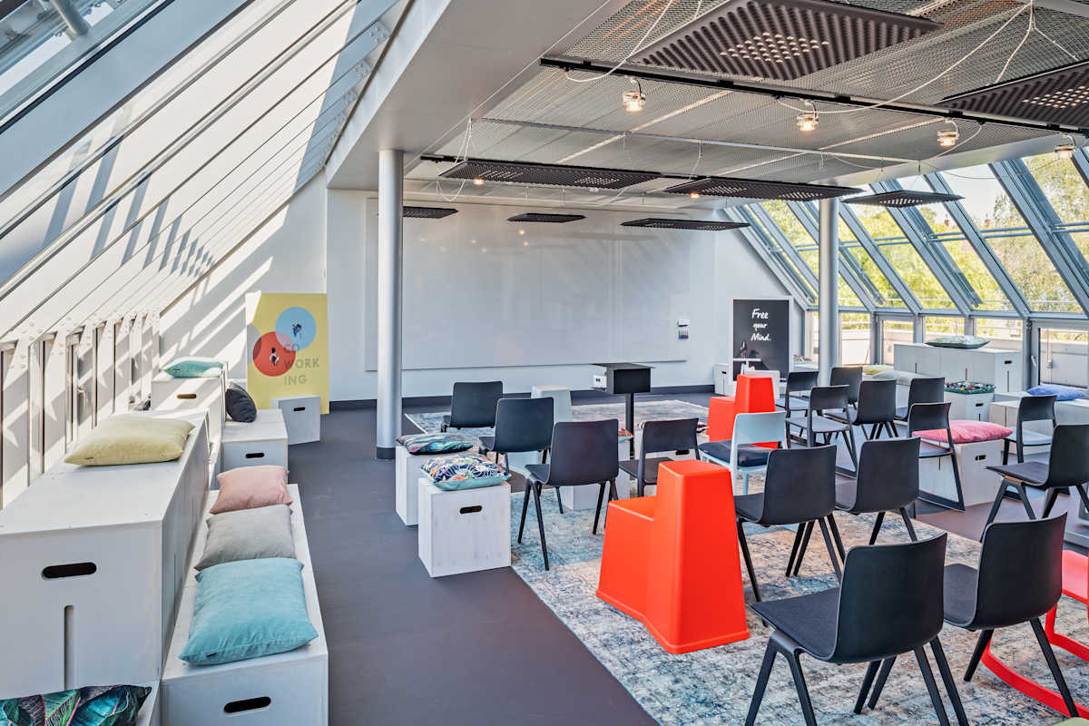 Design Offices Karlsruhe, Bahnhofplatz photo 5
