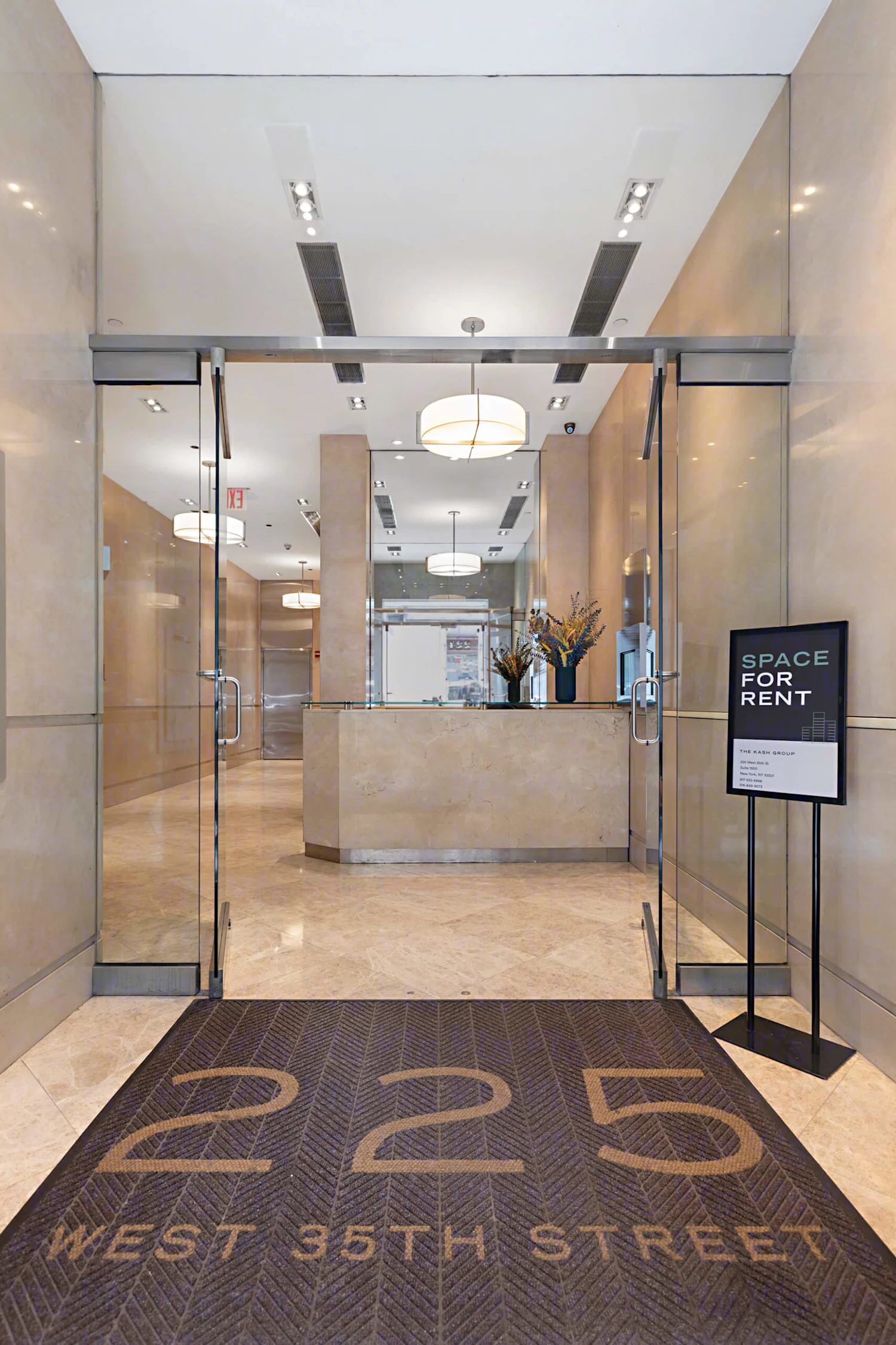 225 West 35th Street photo 3