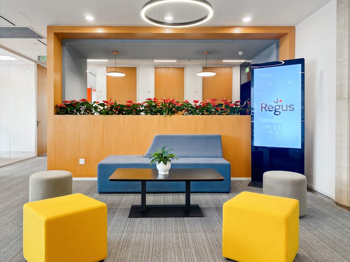 Spotlight Center photo 5