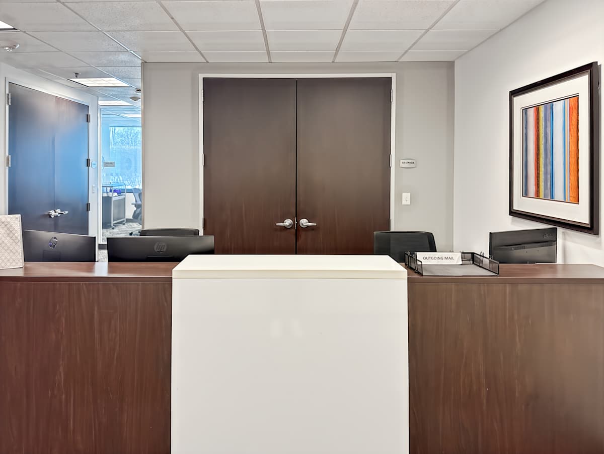 Executive Towers West photo 2